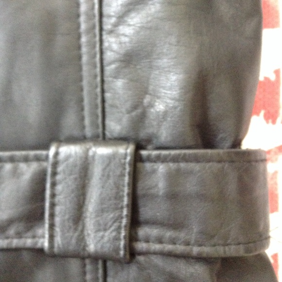 Leather Moto Vest - Picture 7 of 7